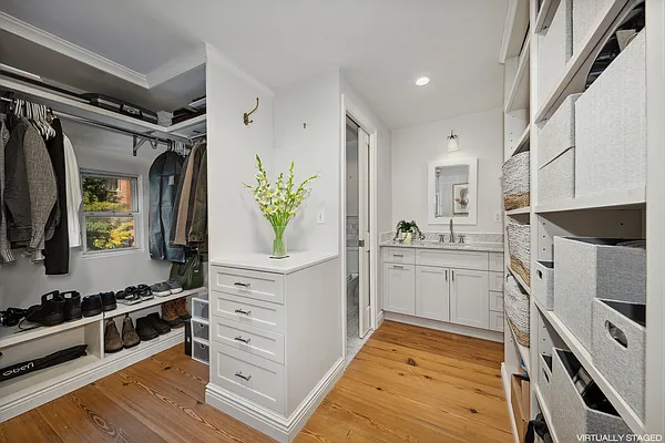 Sold by Compass | media 8