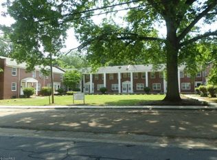 611 Maple Ave APT D, Reidsville, NC 27320