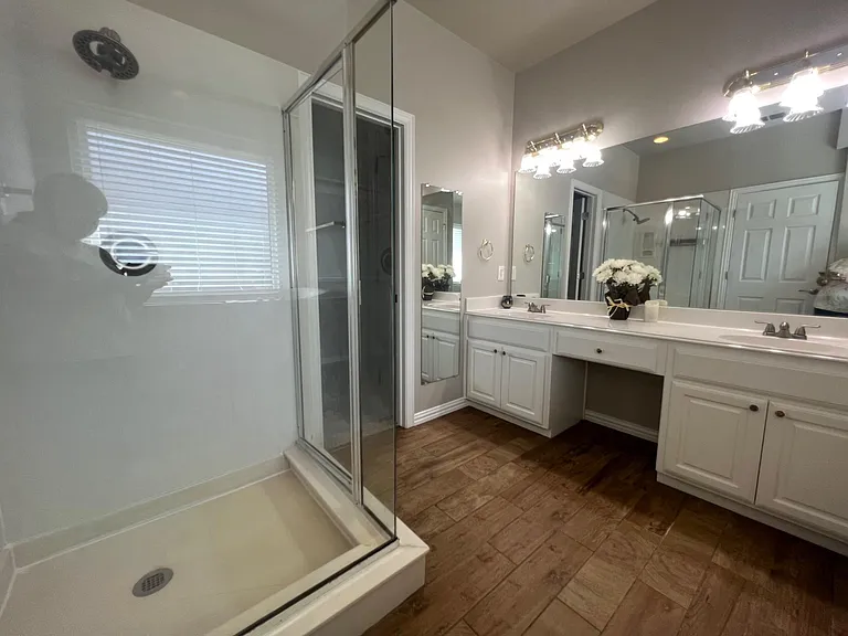 5917 Colby Dr — Photo 15