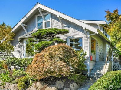 3702 SW Cloverdale Street, Seattle, WA, 98126