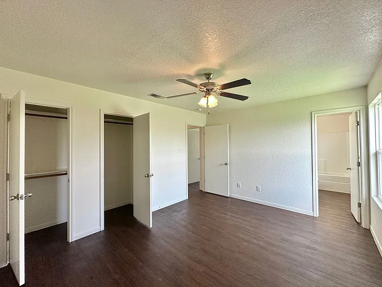 3811A John Chisholm Loop — Photo 19