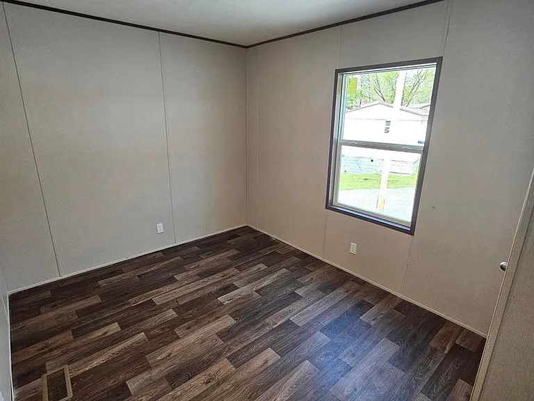 Welcome Home to Colony Park Johnson City's Hidden Gem! — Photo 21