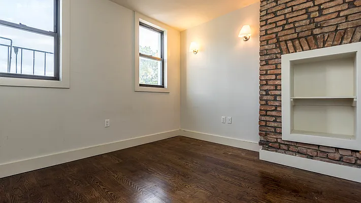 Rented by Nooklyn NYC LLC | media 16