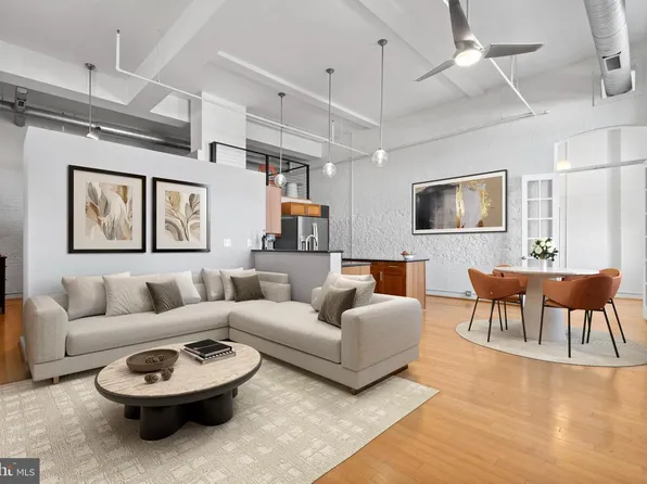 440 12th St NE APT 210, Washington, DC 20002