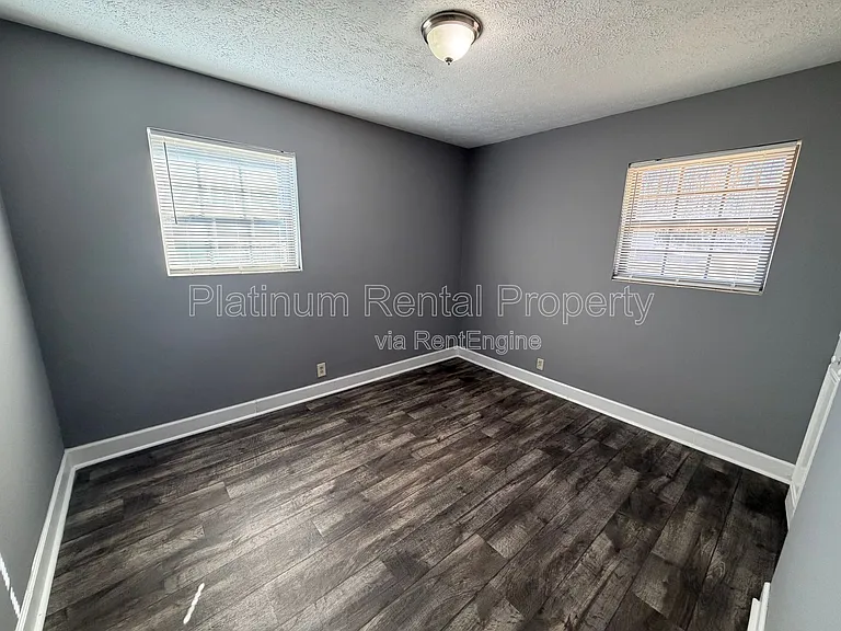 1502 Waverly Way #C-2 — Photo 14