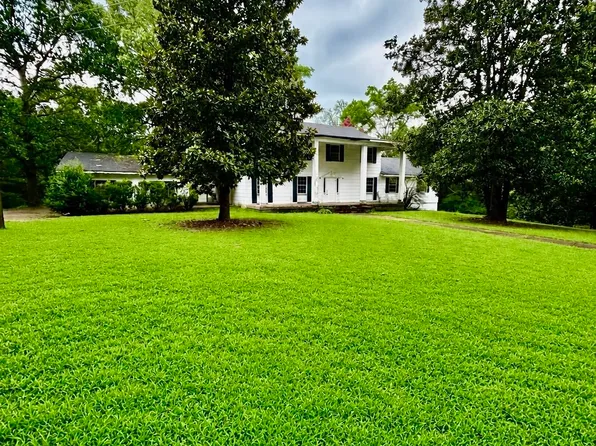 840 Quarry Rd, Tuscumbia, AL 35674