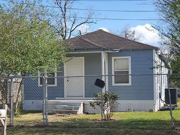 2nd image of 6506 N Wayside Dr