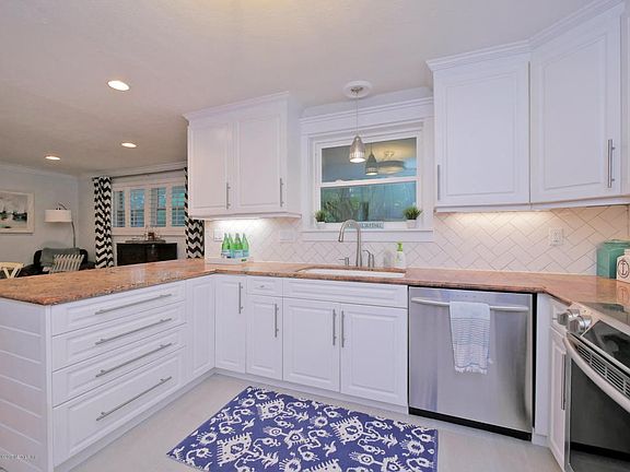 1123 Hagler Dr-4