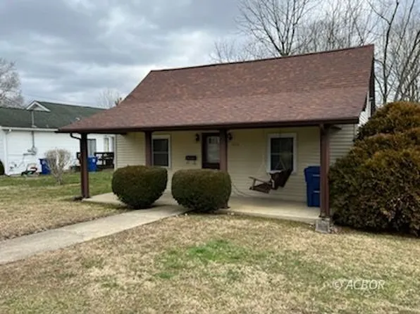 1316 S New Hampshire Ave, Wellston, OH 45692