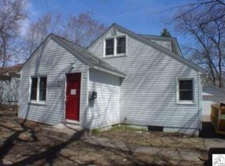 418 12th St, Cloquet, MN 55720