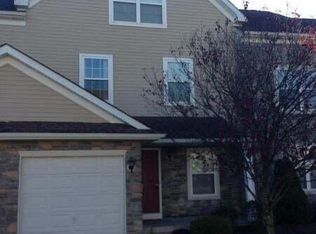 51 Lower Ridge View Cir UNIT C, East Stroudsburg, PA 18302