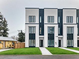 8530 S Bowness Rd NW, Calgary, AB T3B0G2