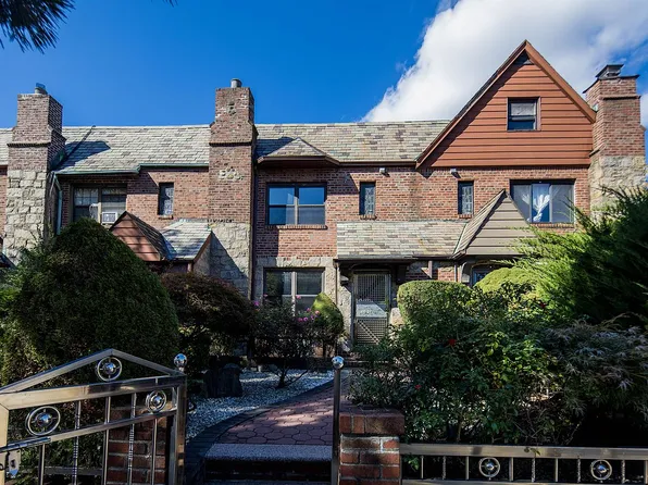 86-31 62nd Ave, Flushing, NY 11374