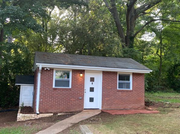 787 Springdale Pl SW #B