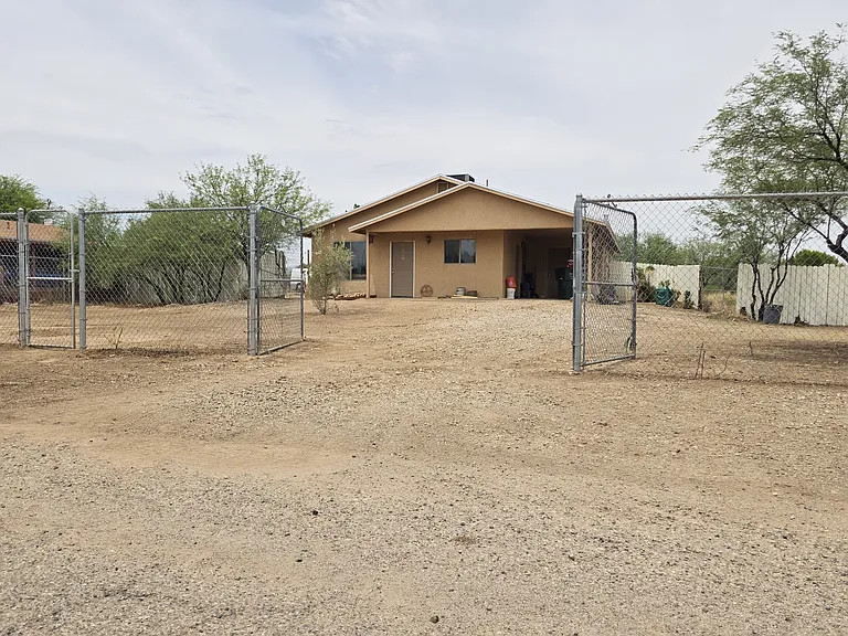 11828 S Camino San Matias — Photo 1