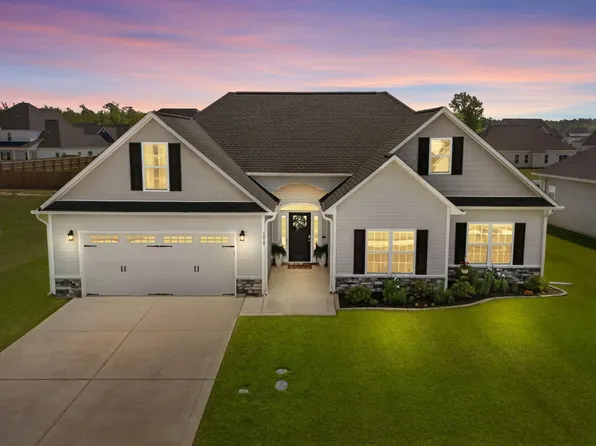 1010 Blue Water Boulevard, New Bern, NC 28562