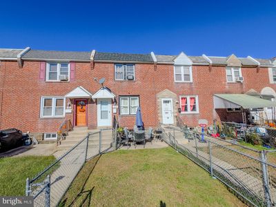 33 Mermont Cir, Darby, PA, 19023