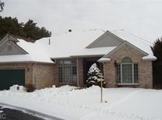 7982 Red Fox Rd, Stanwood, MI 49346