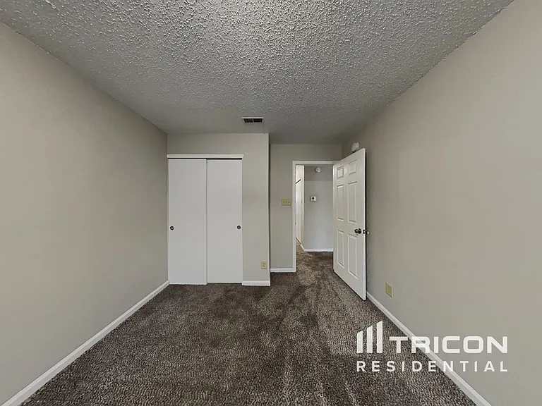 6796 W Stansbury Blvd — Photo 9