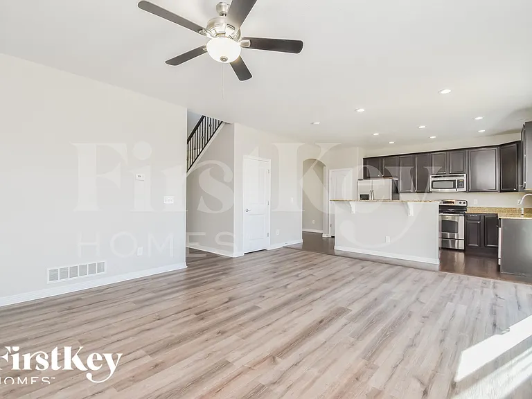 7495 Araia Dr — Photo 3