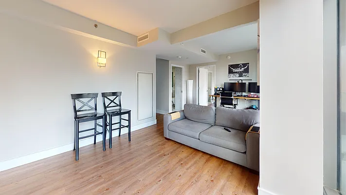 Rented by Bond New York | media 34