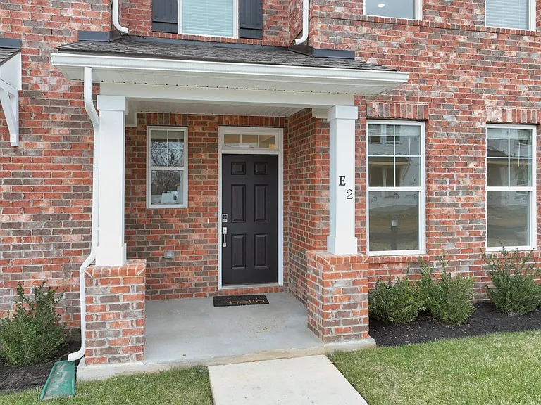 2900 Suzanne Landon Dr #E2 — Photo 5