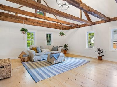 624 South Main Street, Wolfeboro, NH, 03894