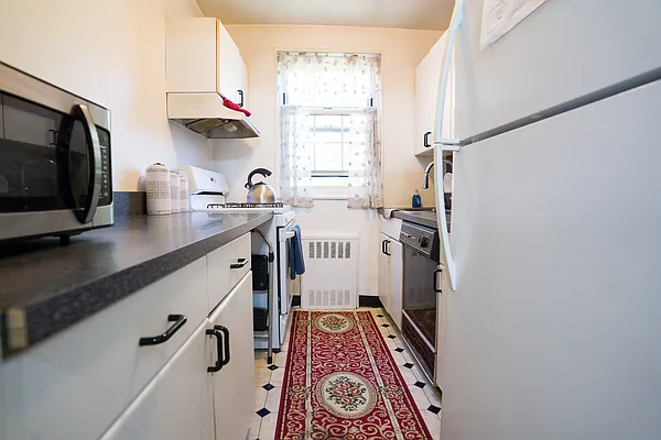 Sold by Compass | media 5