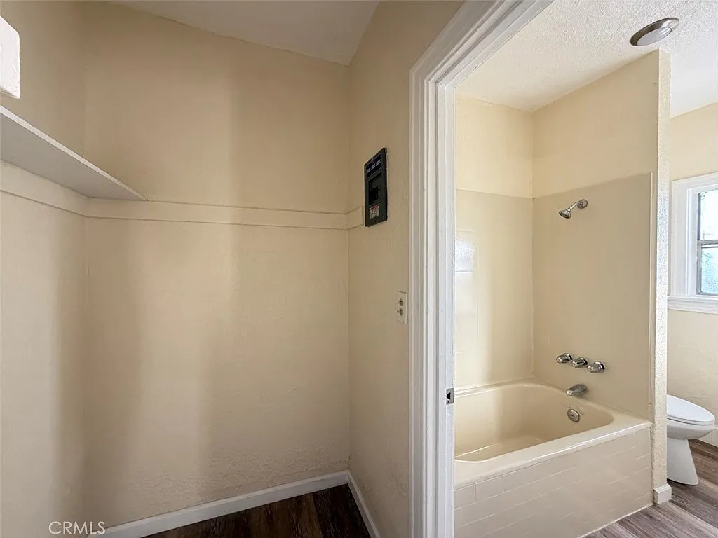 1 bed, 700 sqft, $1,995 — Photo 4