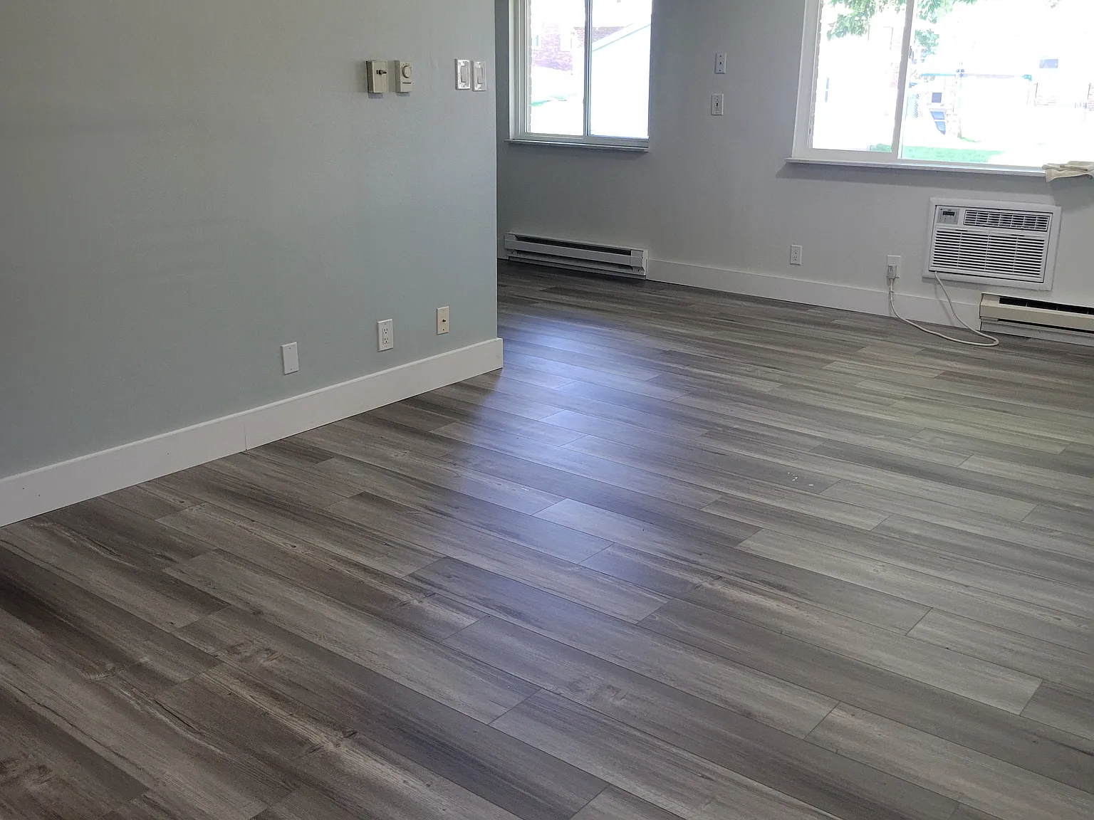 9047 Villaridge Ct — Photo 4