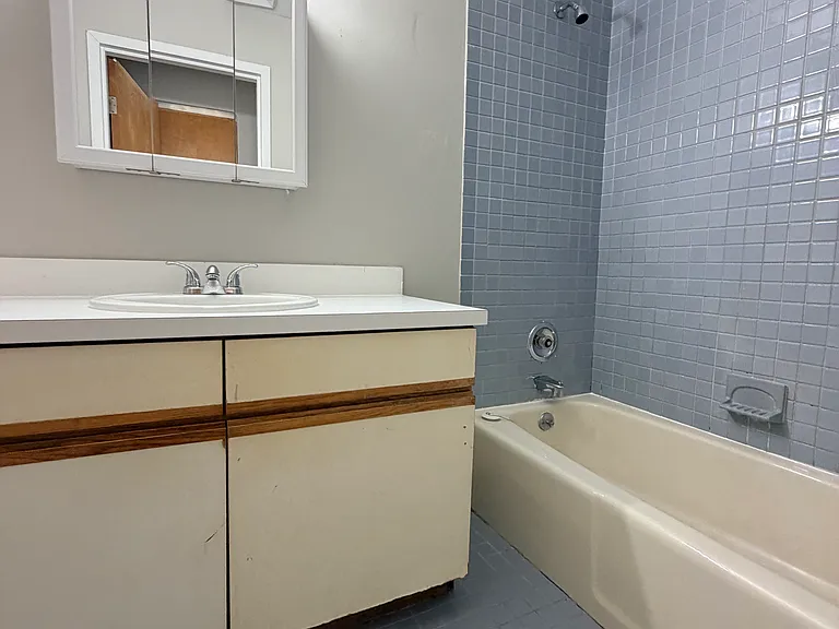 275 Chapel St #4-C — Photo 13