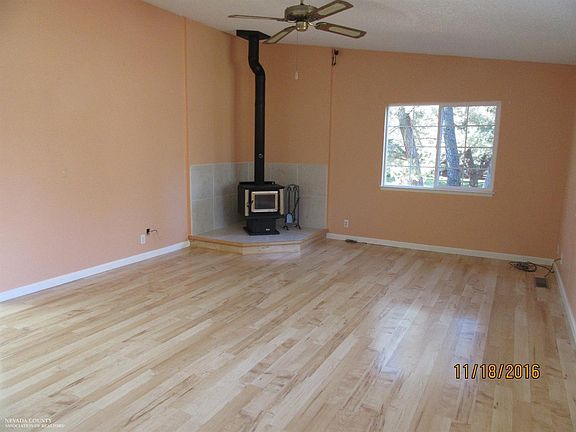 4th image of 11032 Fisher Ct