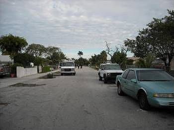 5th image of 5301 NE 10th Ave