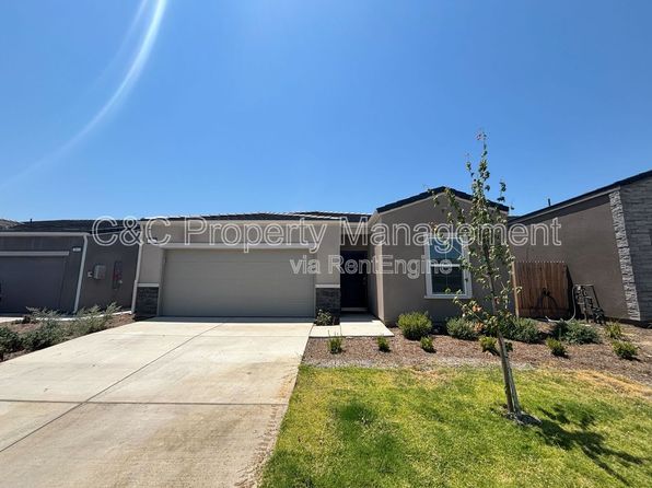 1024 Deerhorn Dr W