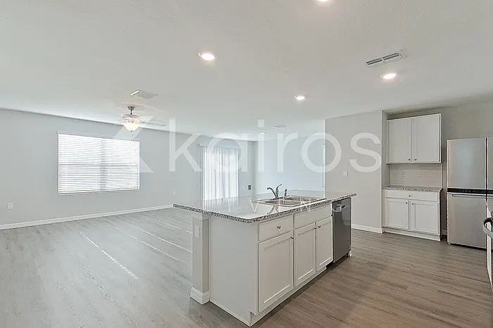 8614 SW 43rd Ter — Photo 5