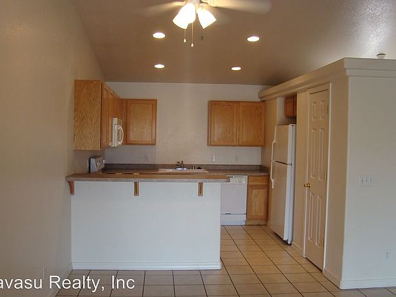 4th image of 2835 Palisades Dr Unit 101