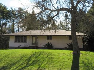 1122 Woodland Dr, Rhinelander, WI 54501