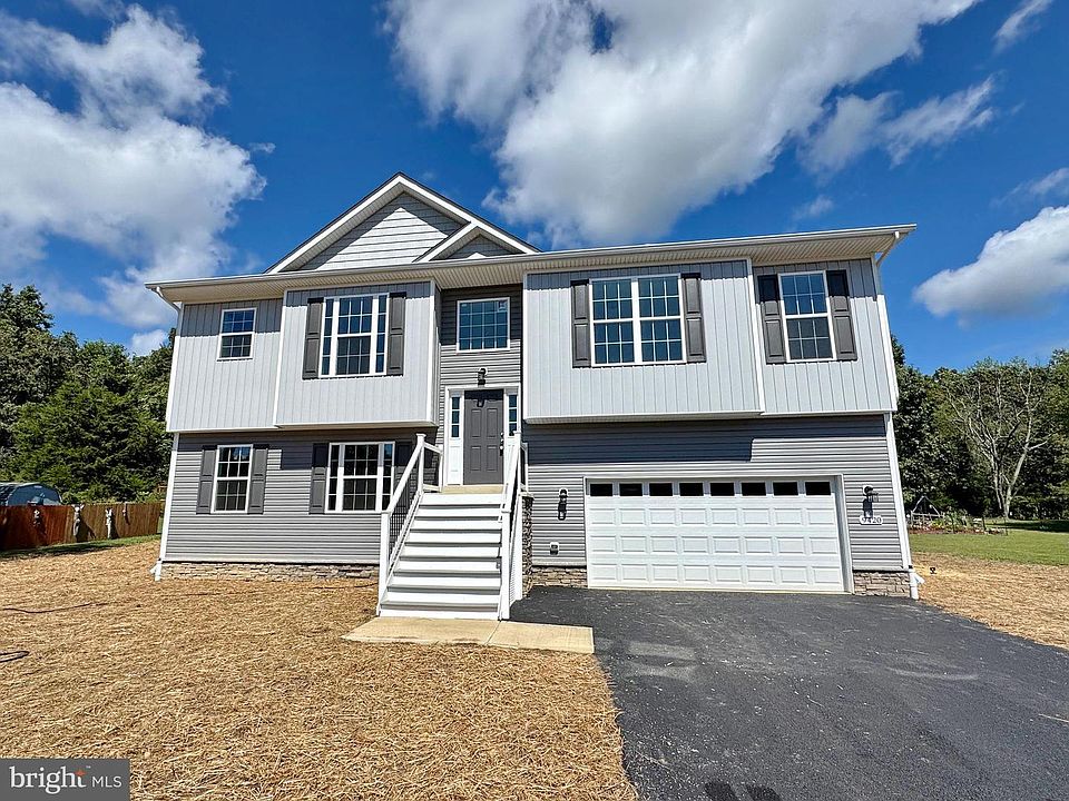 1st image of 9420 Fendall Ln