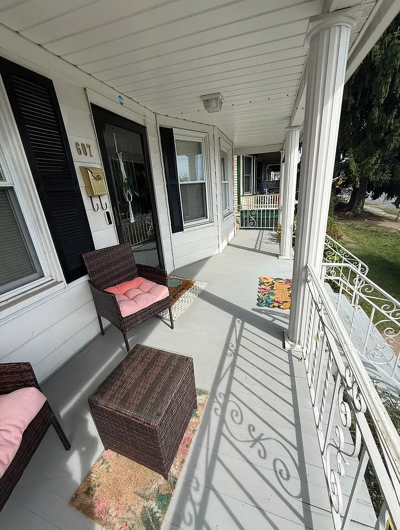 Scranton 3 Bedroom Single Family, Gas Heat, Off Street Parking — Photo 2