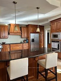 212 Snowbridge Way — Photo 6