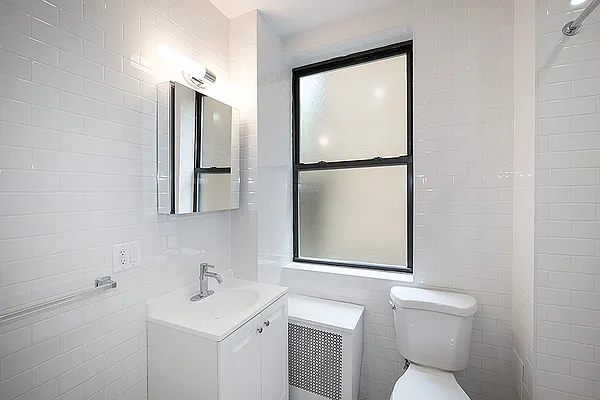 Rented by Rita S Citrin, LREB | media 25