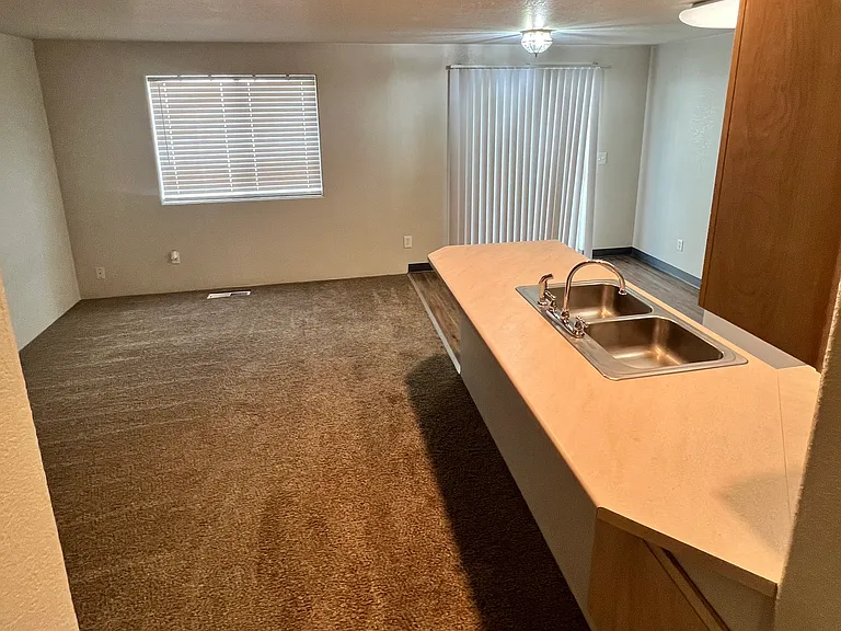 Mountain View Dr — Photo 1