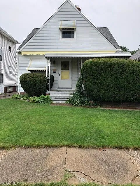 3623 W 103rd St photo 1