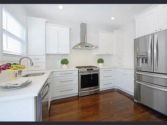 2nd image of 43 Locust St
