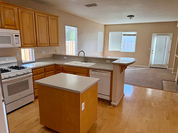 4th image of 1236 Crossroads Ct