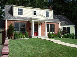 586 Hollywood Pl, Saint Louis, MO