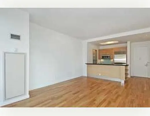 Rented by Nest Seekers International | media 5