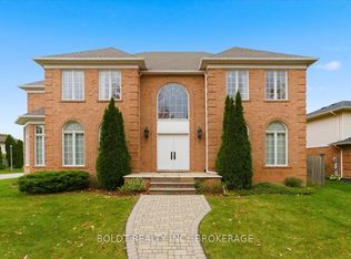 15 Golden Blvd, Saint Catharines, ON L2N7L8