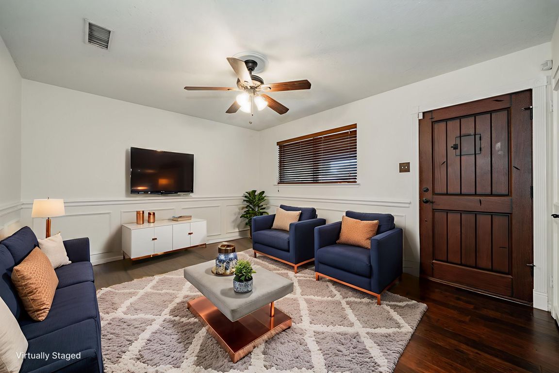 next background image