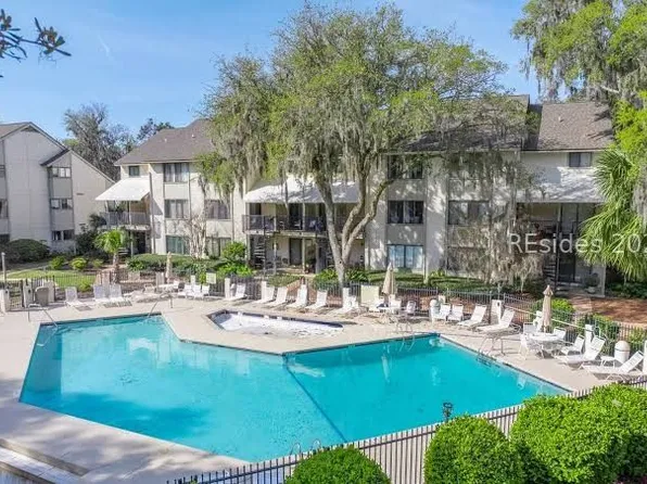 36 Deallyon Ave APT 74, Hilton Head Island, SC 29928